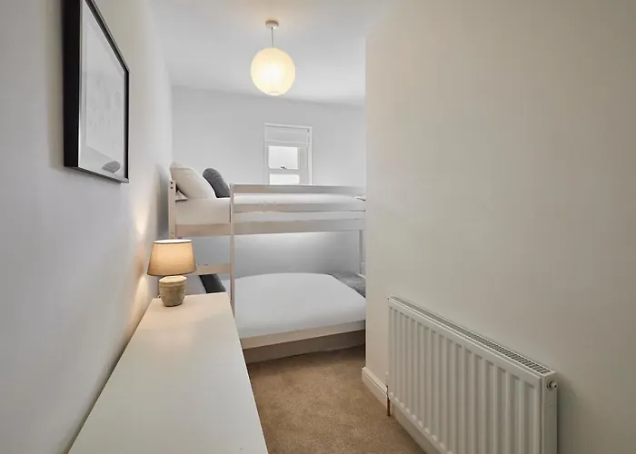 Host & - Clackgill * Middlesmoor